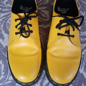 *SOLD ON MERCARI* Dr Martens 1461 oxford